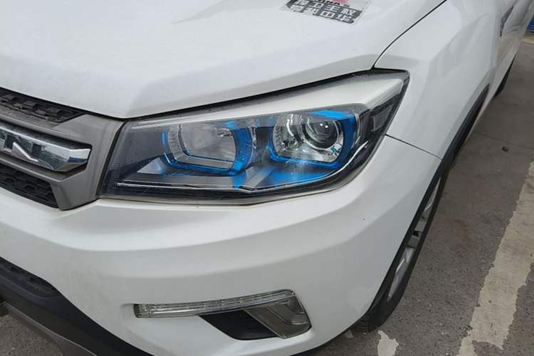 Used CHANGAN CS75 2016 1.5T Manual FENGSHANG Model Left Front Headlight