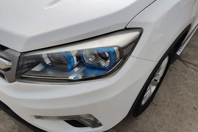Used CHANGAN CS75 2016 1.8T Automatic Elite Model China V Standard Left Front Headlight