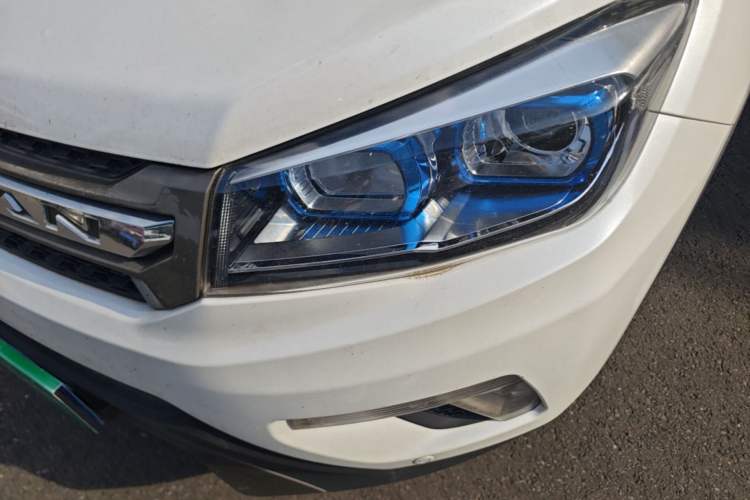 Used CHANGAN CS75 2016 1.8T Automatic Elite Model China V Standard Left Front Headlight