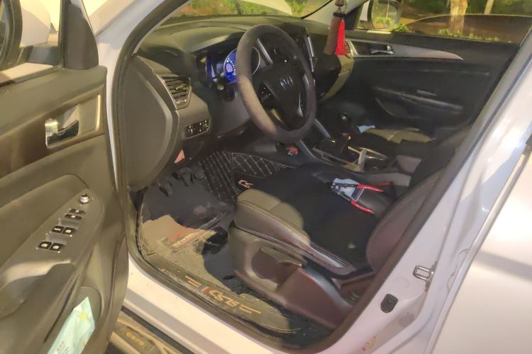 Used CHANGAN CS75 2016 2.0L Manual Luxury Version China V Standard Left Front Seat