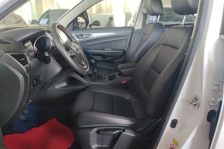 Used CHANGAN CS75 2016 2.0L Manual Luxury Version China IV Standard Left Front Seat