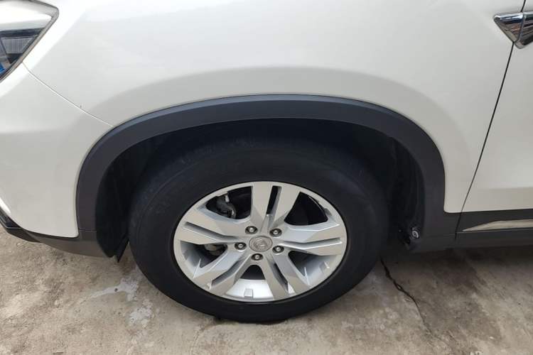 Used CHANGAN CS75 2016 1.8T Automatic Elite Model China V Standard Left Front Wheel Hub