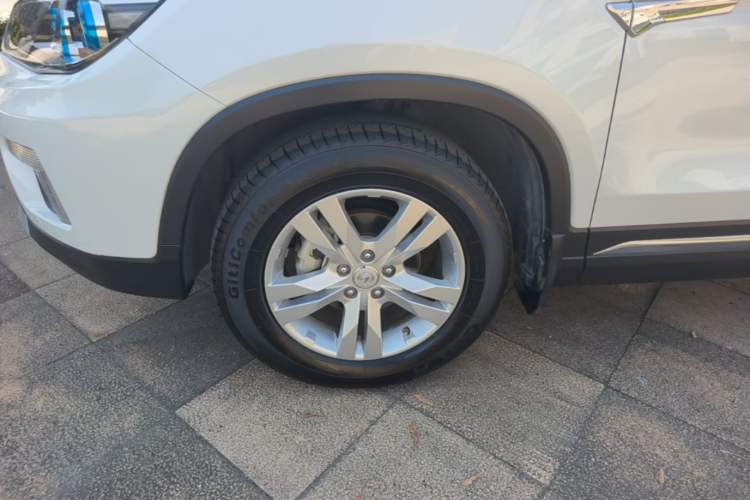 Used CHANGAN CS75 2016 1.8T Automatic Elite Model China V Standard Left Front Wheel Hub