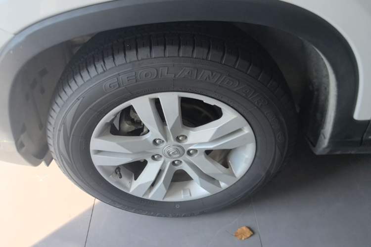 Used CHANGAN CS75 2016 1.8T Automatic Elite Model China V Standard Left Front Wheel Hub