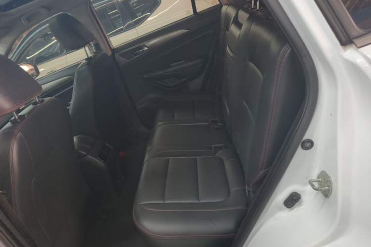 Used CHANGAN CS75 2016 1.8T Automatic Elite Model China V Standard Left Rear Seat