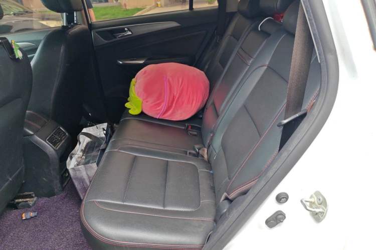 Used CHANGAN CS75 2016 1.8T Automatic Elite Model China IV Standard Left Rear Seat
