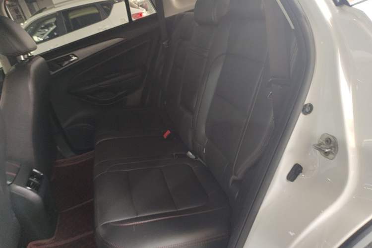 Used CHANGAN CS75 2016 1.8T Automatic Elite Model China IV Standard Left Rear Seat