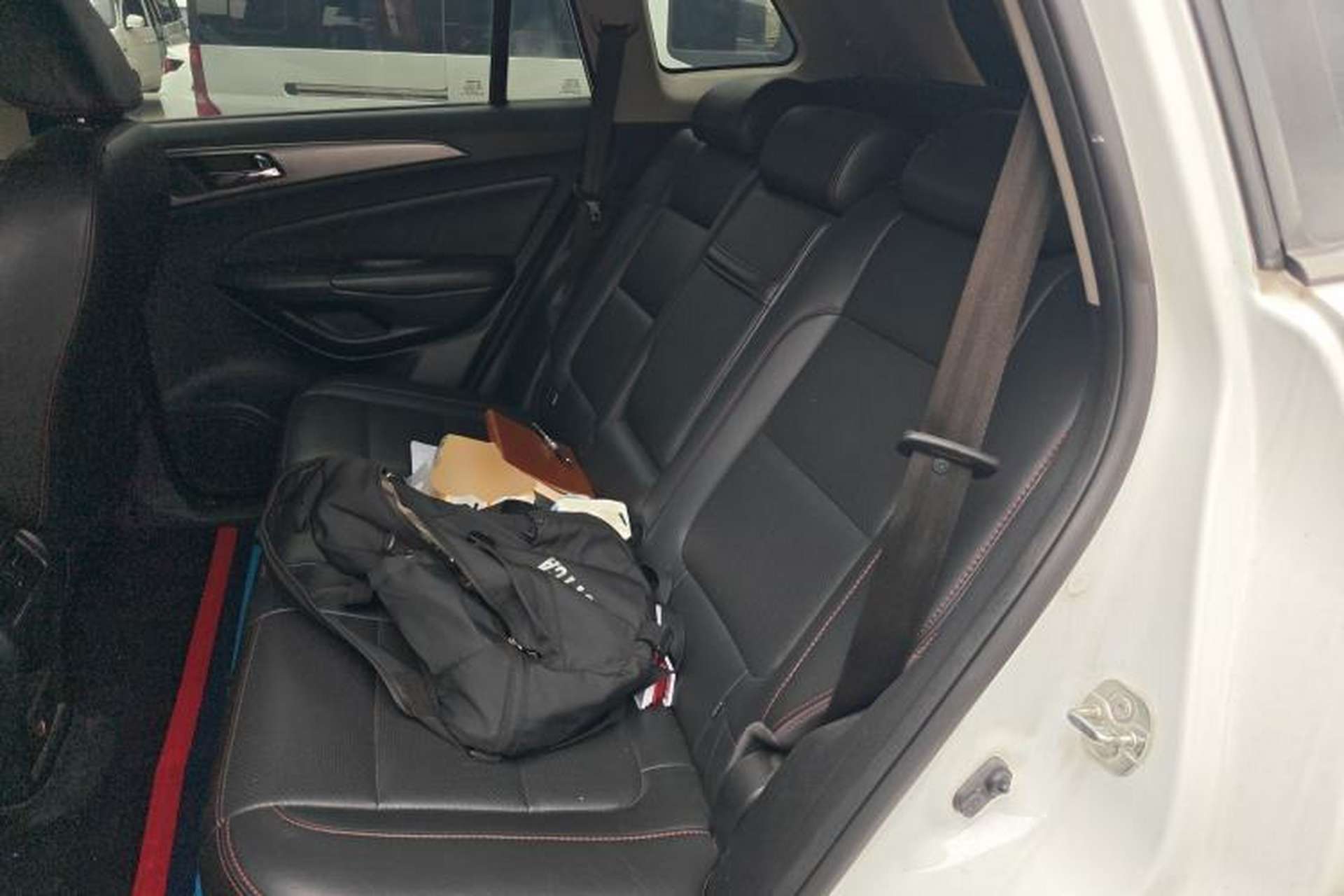 Used CHANGAN CS75 2016 1.8T Automatic Elite Model China V Standard Left Rear Seat