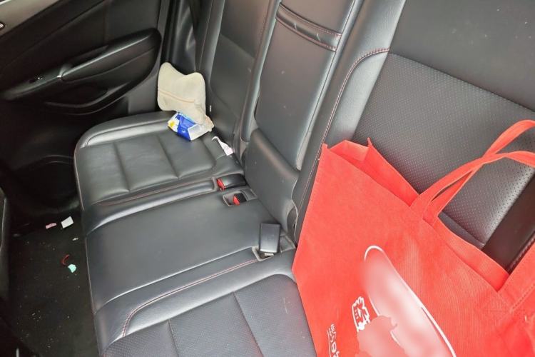 Used CHANGAN CS75 2016 1.8T Automatic Elite Model China V Standard Left Rear Seat
