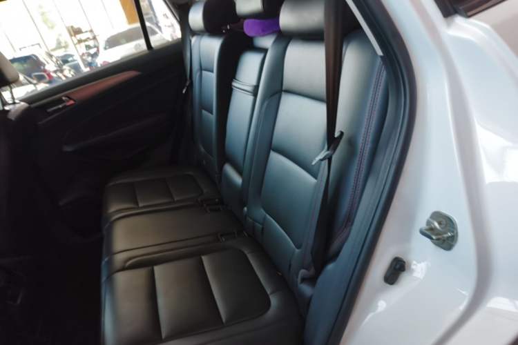 Used CHANGAN CS75 2016 1.8T Automatic Elite Model China V Standard Left Rear Seat