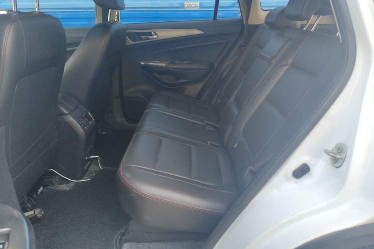 Used CHANGAN CS75 2016 2.0L Manual Luxury Version China V Standard Left Rear Seat