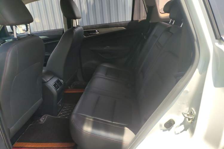 Used CHANGAN CS75 2016 1.8T Automatic Elite Model China V Standard Left Rear Seat