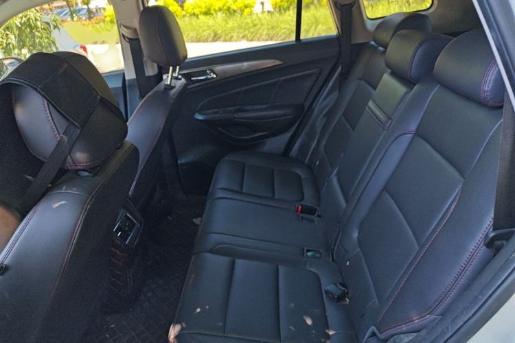 Used CHANGAN CS75 2016 1.8T Automatic Elite Model China V Standard Left Rear Seat