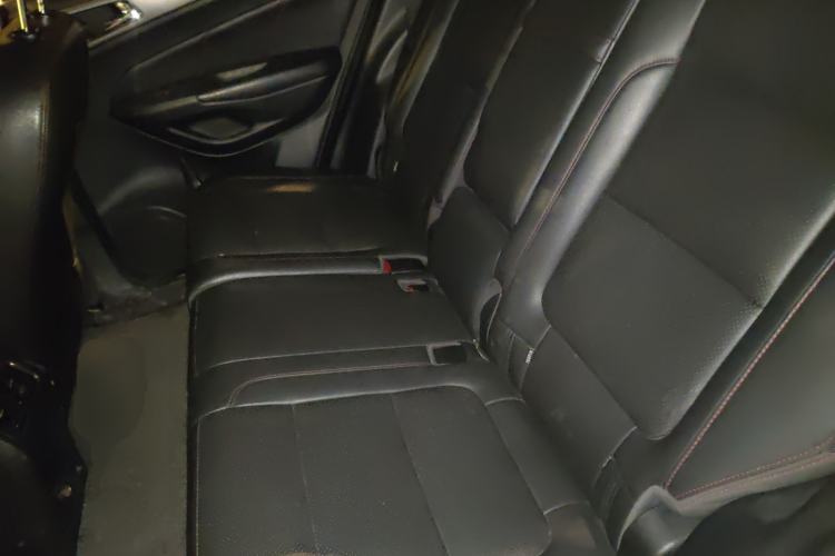 Used CHANGAN CS75 2016 2.0L Manual Luxury Version China V Standard Left Rear Seat