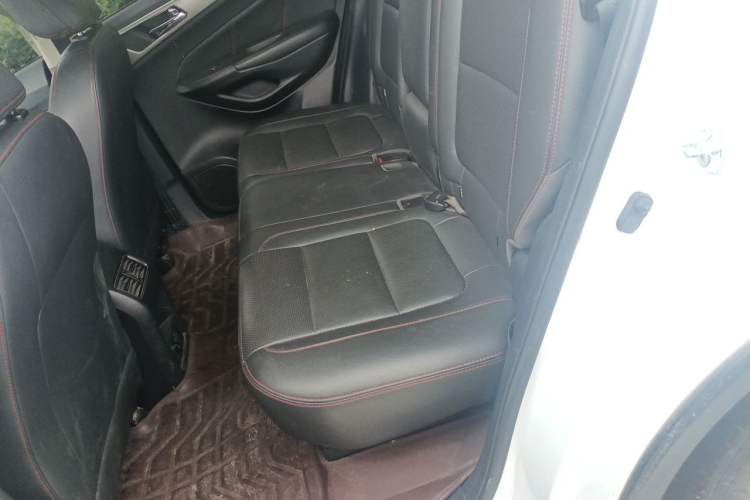 Used CHANGAN CS75 2016 1.8T Automatic Elite Model China V Standard Left Rear Seat