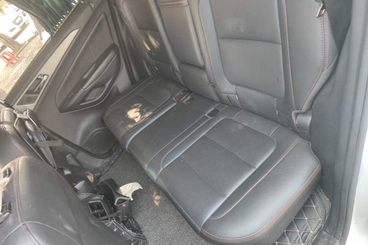 Used CHANGAN CS75 2016 1.8T Automatic Elite Model China IV Standard Left Rear Seat