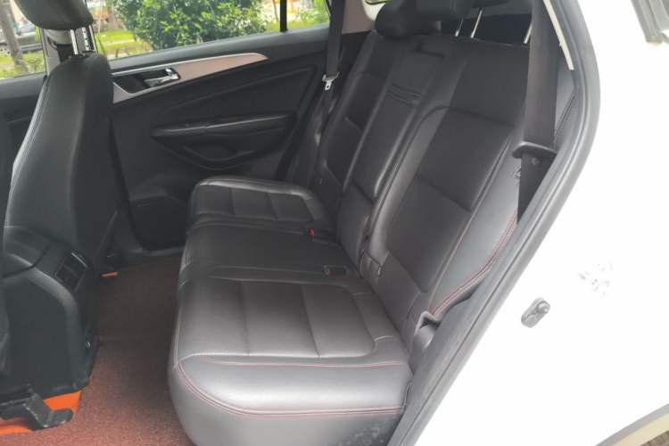 Used CHANGAN CS75 2016 1.8T Automatic Elite Model China V Standard Left Rear Seat