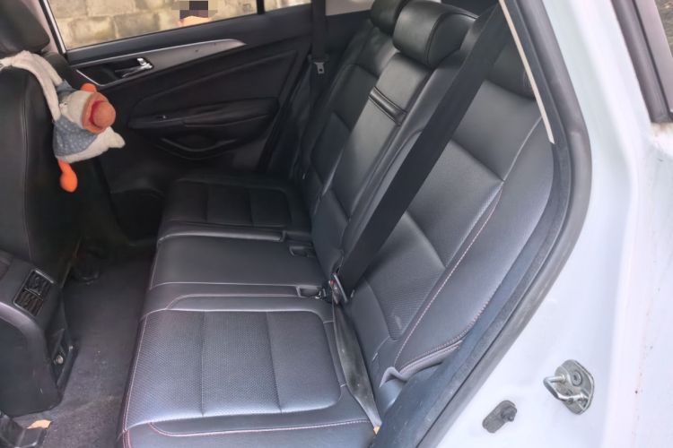 Used CHANGAN CS75 2016 2.0L Manual Luxury Version China IV Standard Left Rear Seat