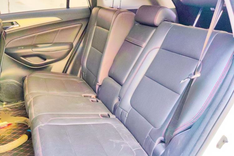 Used CHANGAN CS75 2016 1.8T Automatic Elite Model China V Standard Left Rear Seat
