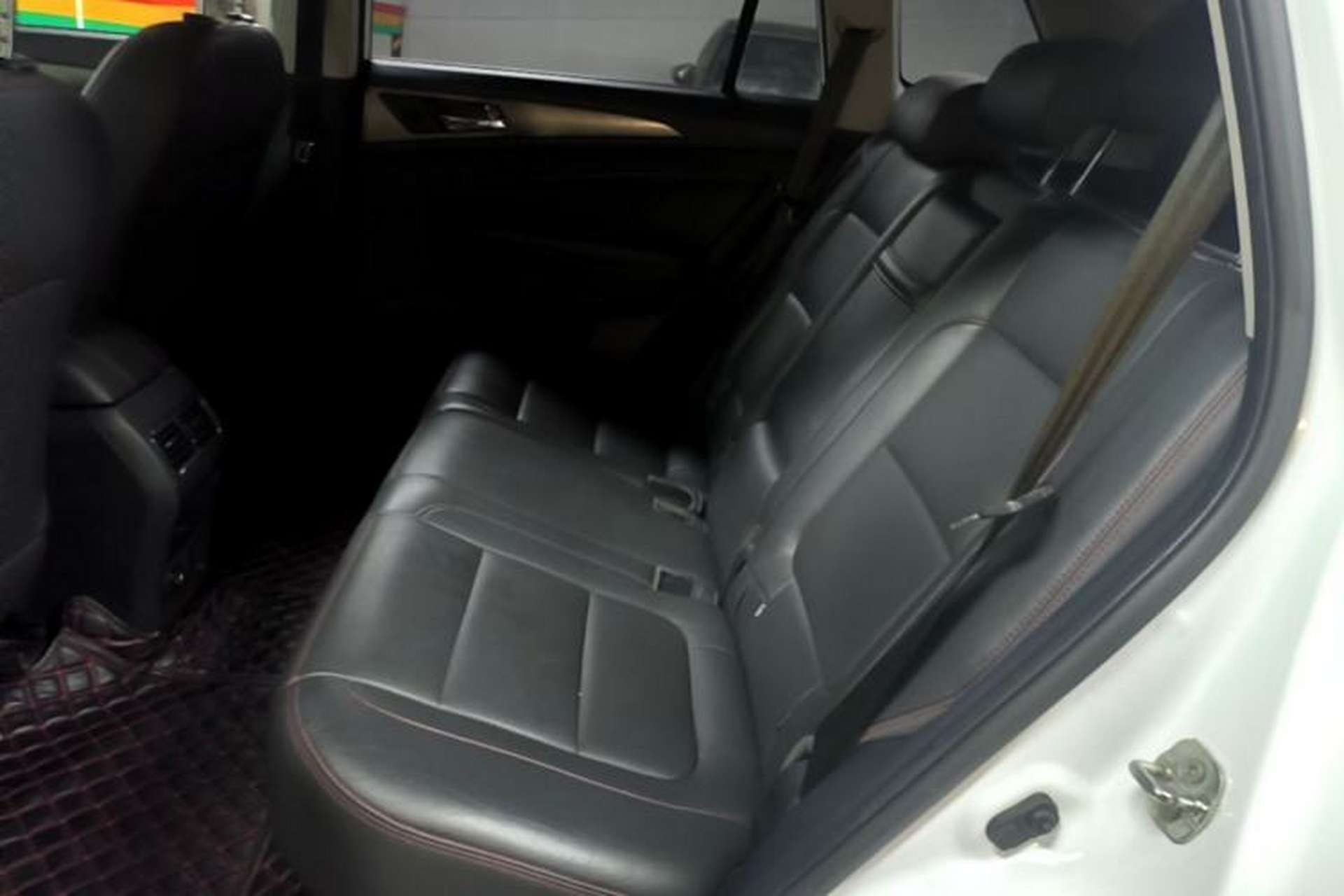 Used CHANGAN CS75 2016 1.8T Automatic Elite Model China V Standard Left Rear Seat