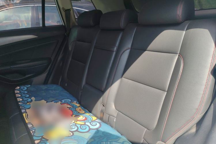 Used CHANGAN CS75 2016 1.8T Automatic Elite Model China V Standard Left Rear Seat