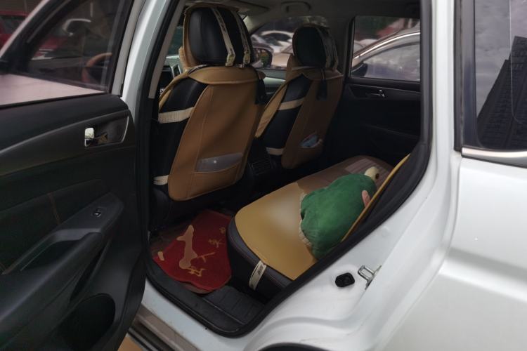 Used CHANGAN CS75 2016 2.0L Manual Leading Version China IV Standard Left Rear Seat