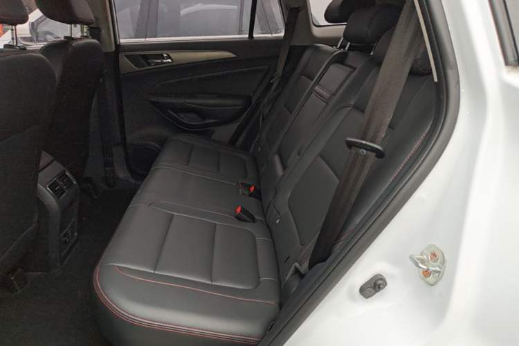 Used CHANGAN CS75 2016 1.8T Automatic Elite Model China V Standard Left Rear Seat