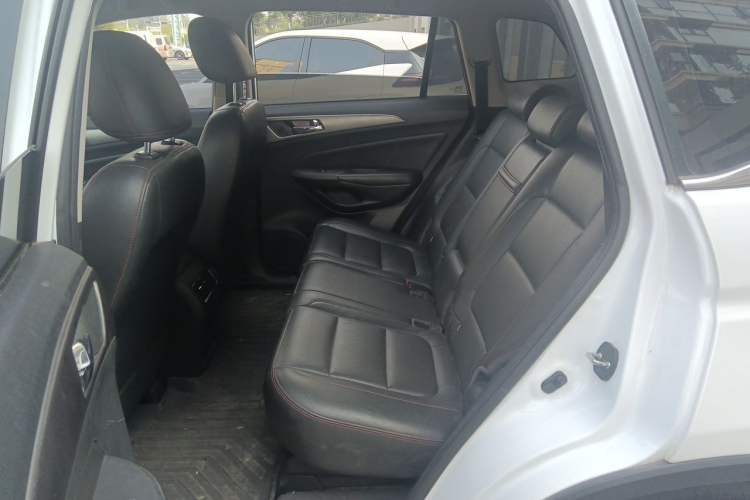 Used CHANGAN CS75 2016 2.0L Manual Luxury Version China V Standard Left Rear Seat