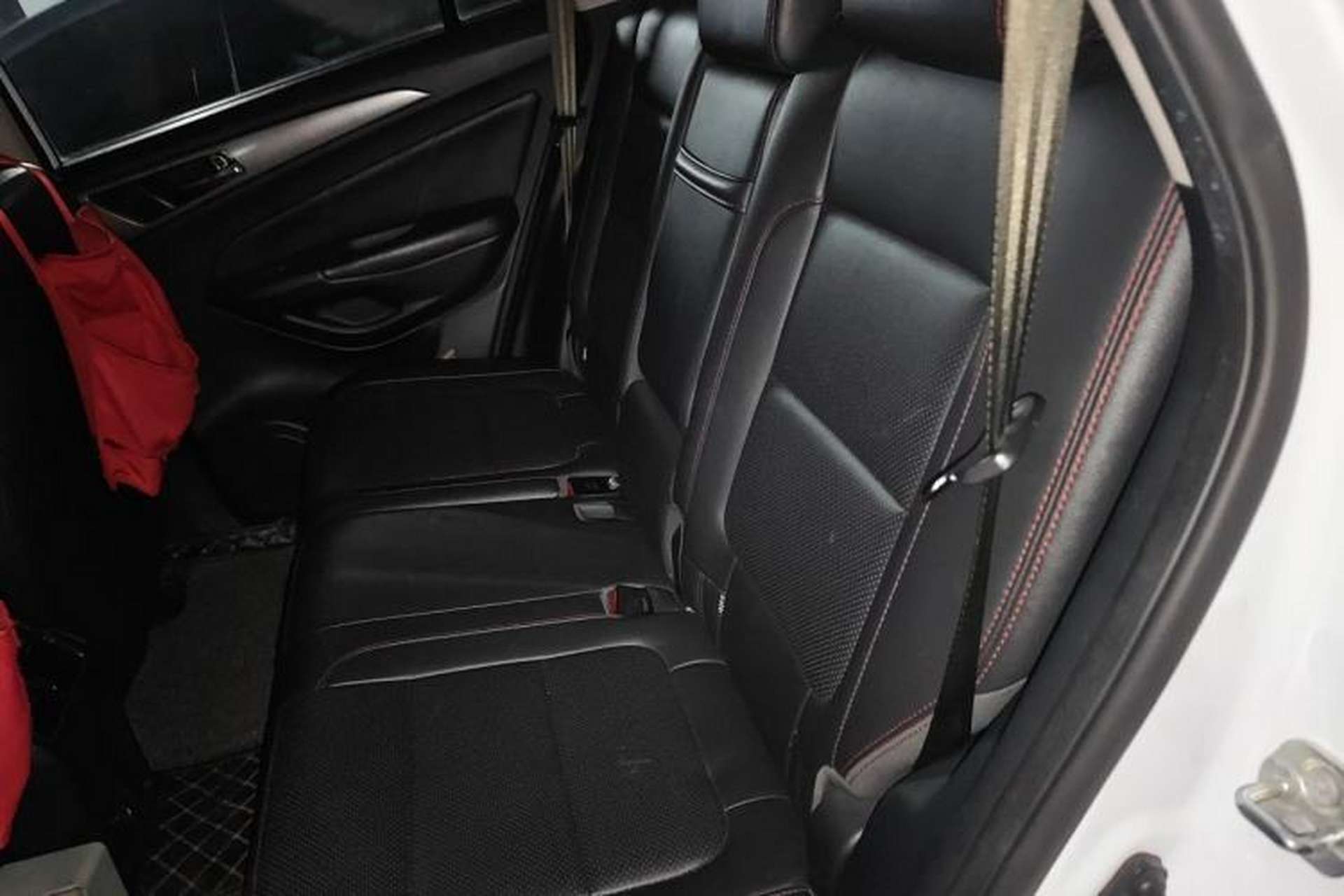 Used CHANGAN CS75 2016 1.8T Automatic Elite Model China V Standard Left Rear Seat