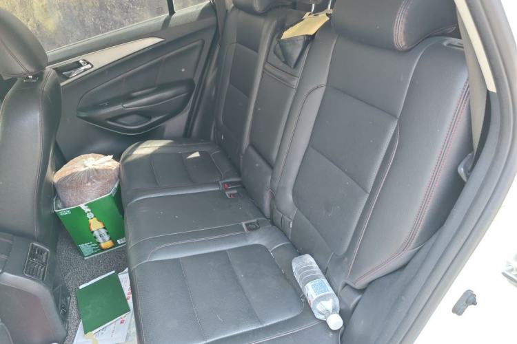 Used CHANGAN CS75 2016 2.0L Manual Luxury Version China V Standard Left Rear Seat