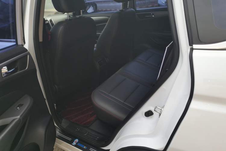 Used CHANGAN CS75 2016 1.8T Automatic Elite Model China V Standard Left Rear Seat