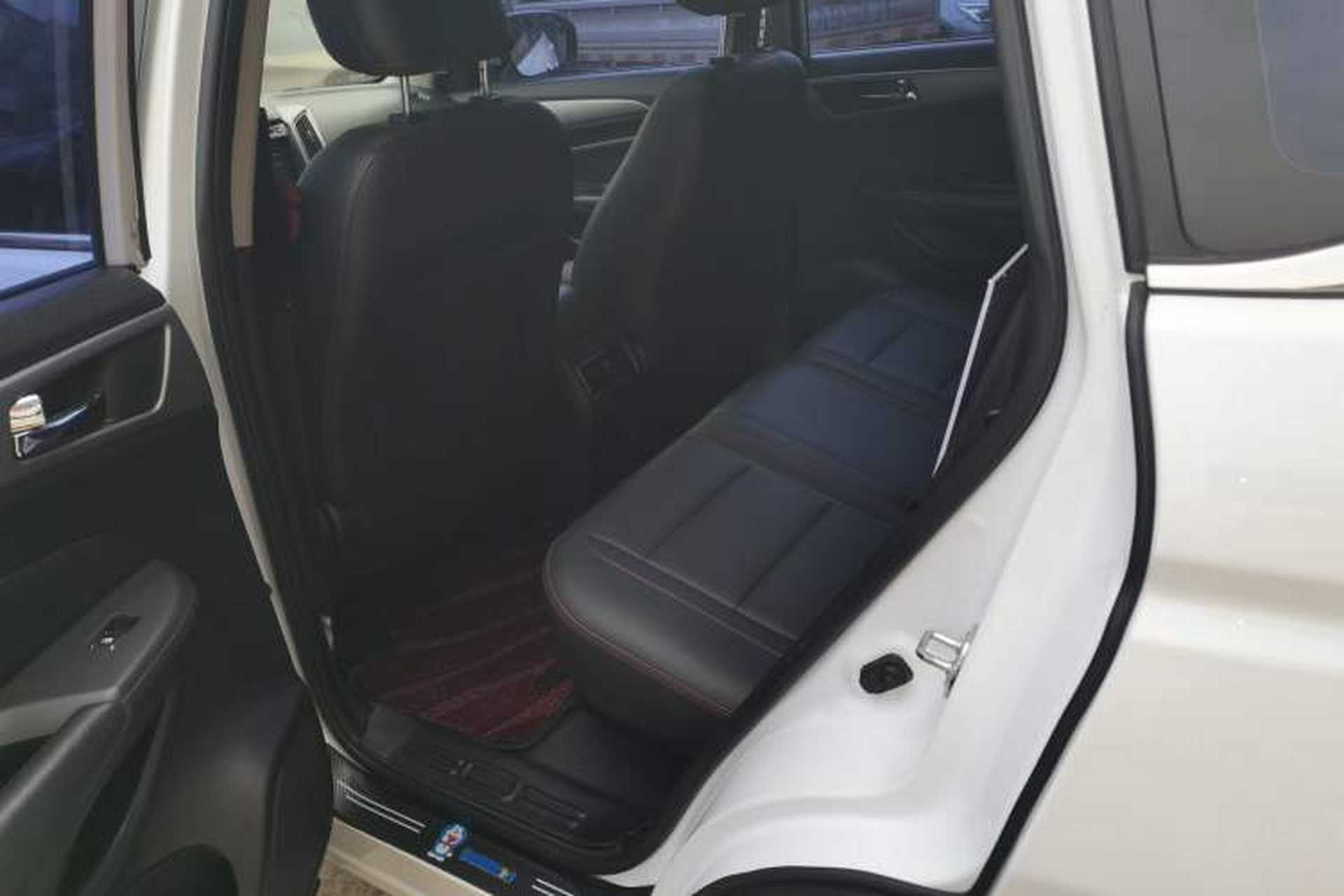 Used CHANGAN CS75 2016 1.8T Automatic Elite Model China V Standard Left Rear Seat