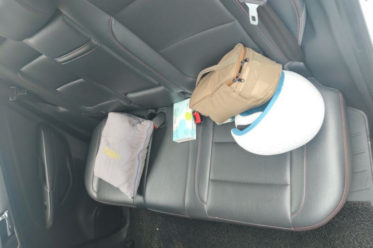 Used CHANGAN CS75 2016 1.8T Automatic Elite Model China V Standard Left Rear Seat