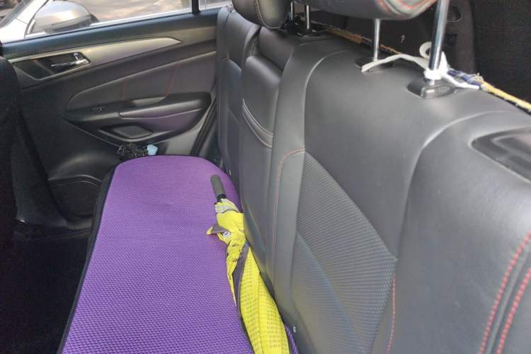 Used CHANGAN CS75 2016 2.0L Manual Luxury Version China V Standard Left Rear Seat