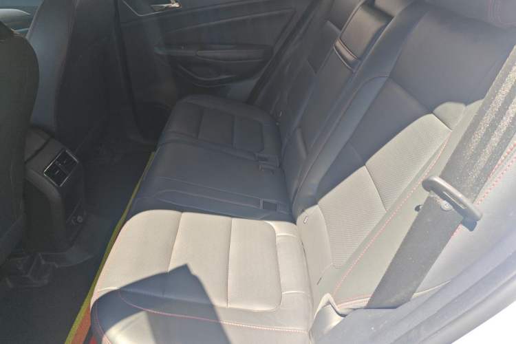 Used CHANGAN CS75 2016 1.8T Automatic Elite Model China V Standard Left Rear Seat