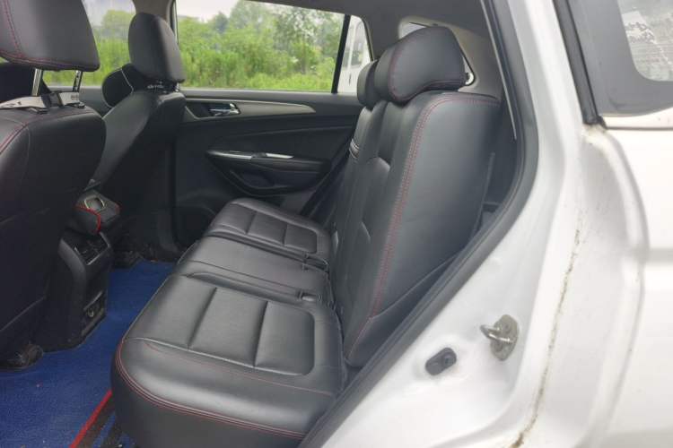 Used CHANGAN CS75 2016 1.8T Automatic Elite Model China V Standard Left Rear Seat