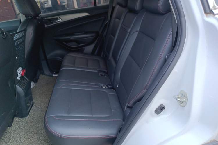 Used CHANGAN CS75 2016 2.0L Manual Luxury Version China V Standard Left Rear Seat