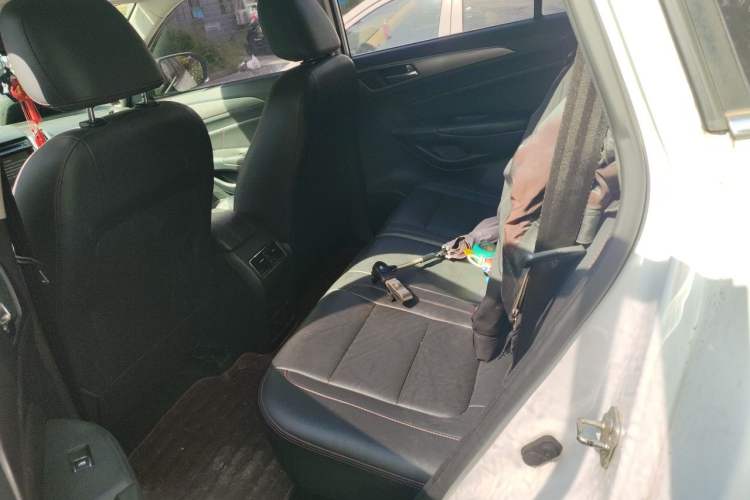 Used CHANGAN CS75 2016 2.0L Manual Luxury Version China V Standard Left Rear Seat