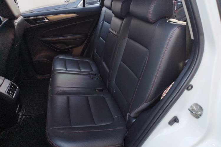 Used CHANGAN CS75 2016 1.8T Automatic Elite Model China V Standard Left Rear Seat
