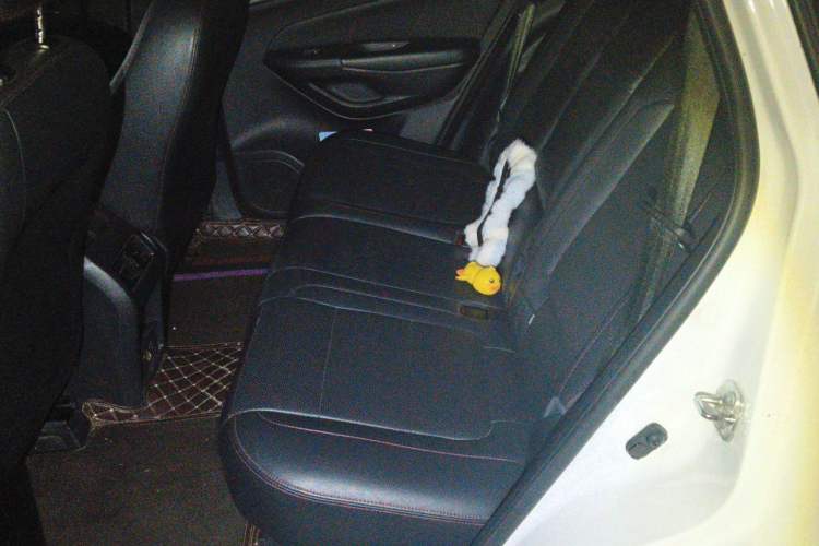Used CHANGAN CS75 2016 1.8T Automatic Elite Model China V Standard Left Rear Seat