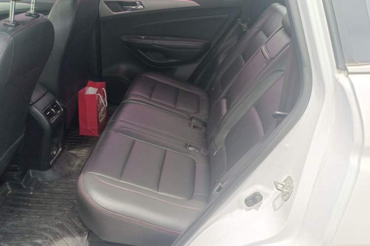 Used CHANGAN CS75 2016 1.8T Automatic Elite Model China IV Standard Left Rear Seat