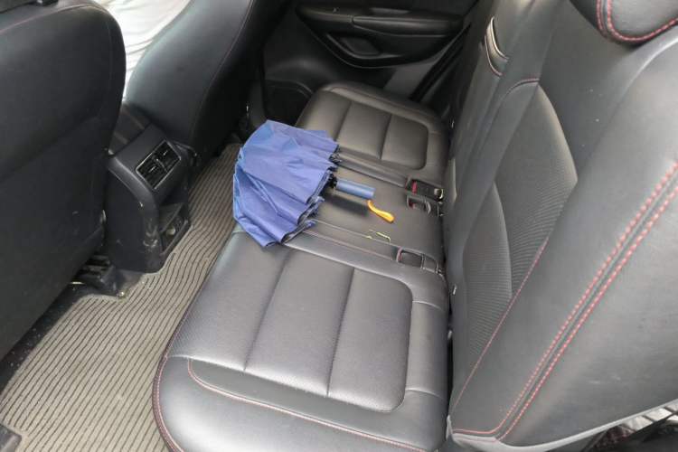Used CHANGAN CS75 2016 1.8T Automatic Elite Model China V Standard Left Rear Seat