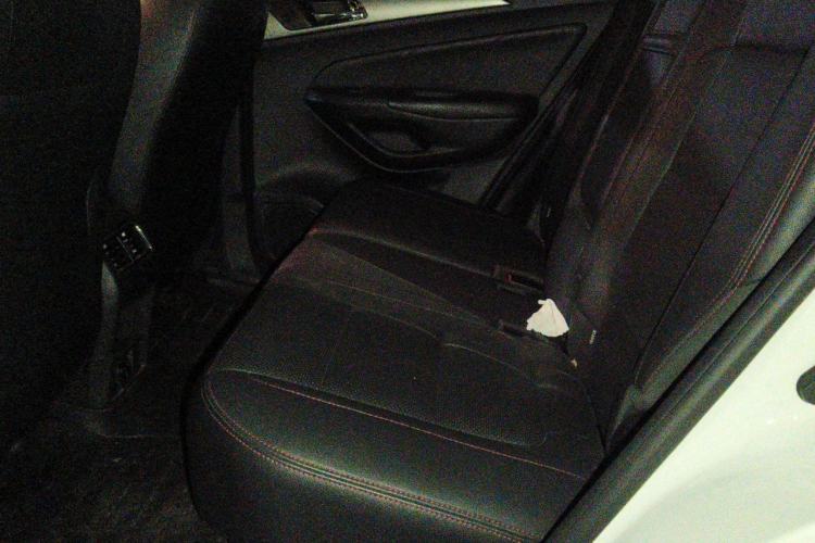 Used CHANGAN CS75 2016 1.8T Automatic Elite Model China V Standard Left Rear Seat