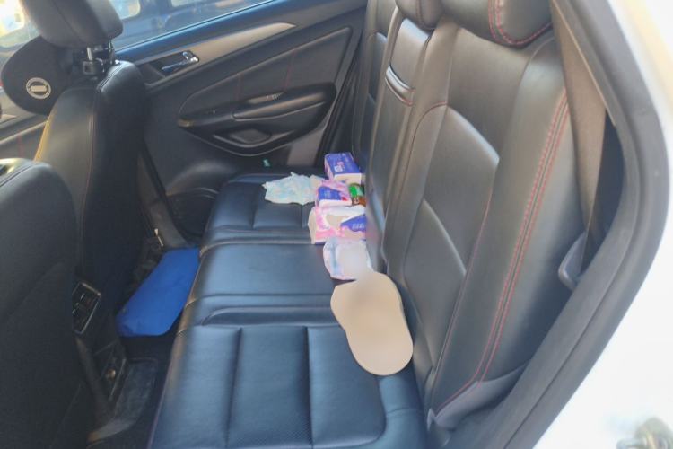 Used CHANGAN CS75 2016 1.8T Automatic Elite Model China V Standard Left Rear Seat