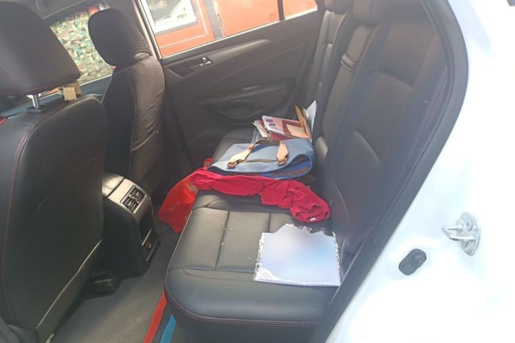 Used CHANGAN CS75 2016 1.8T Automatic Elite Model China V Standard Left Rear Seat