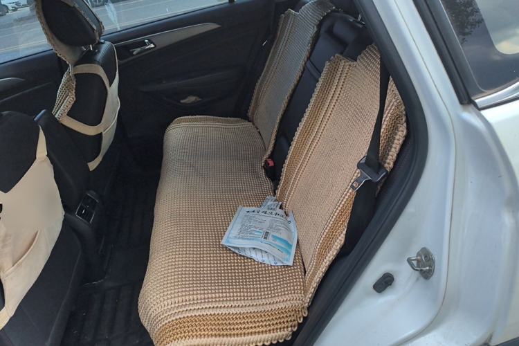 Used CHANGAN CS75 2016 1.8T Automatic Elite Model China V Standard Left Rear Seat