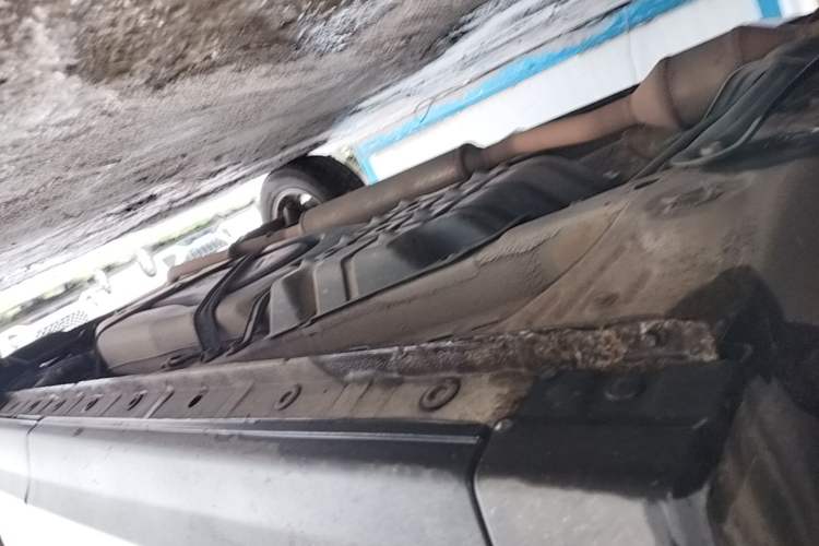 Used CHANGAN CS75 2016 1.8T Automatic Elite Model China V Standard Left Side Sill
