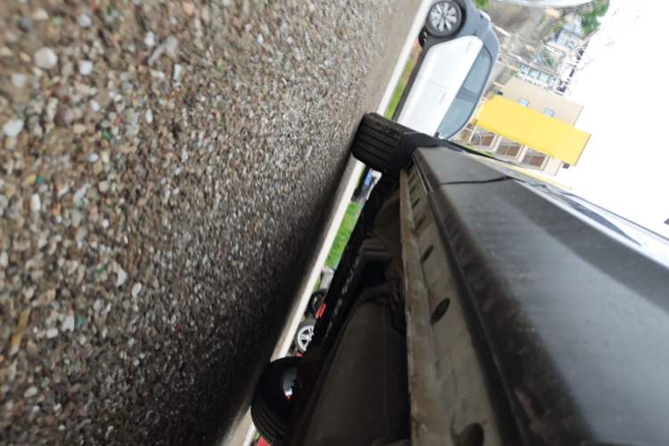 Used CHANGAN CS75 2016 1.8T Automatic Elite Model China V Standard Left Side Sill