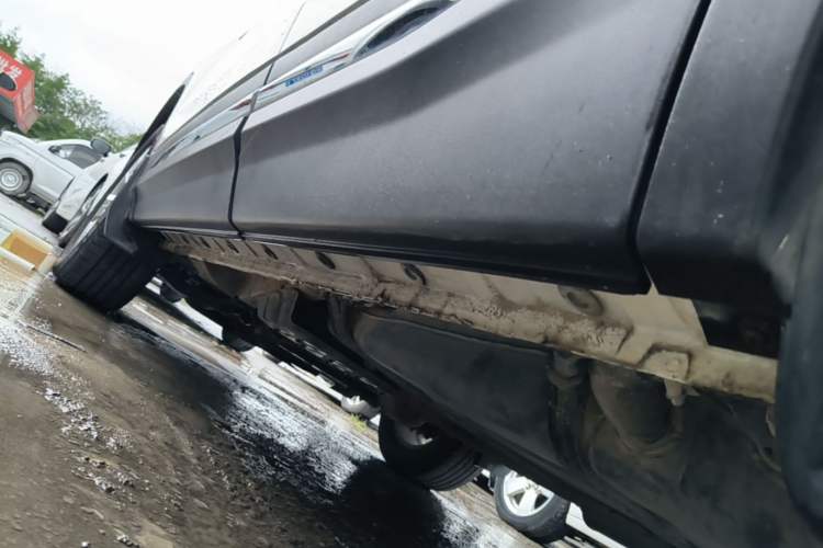 Used CHANGAN CS75 2016 1.8T Automatic Elite Model China V Standard Left Side Sill