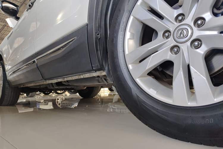 Used CHANGAN CS75 2016 2.0L Manual Luxury Version China IV Standard Left Side Sill